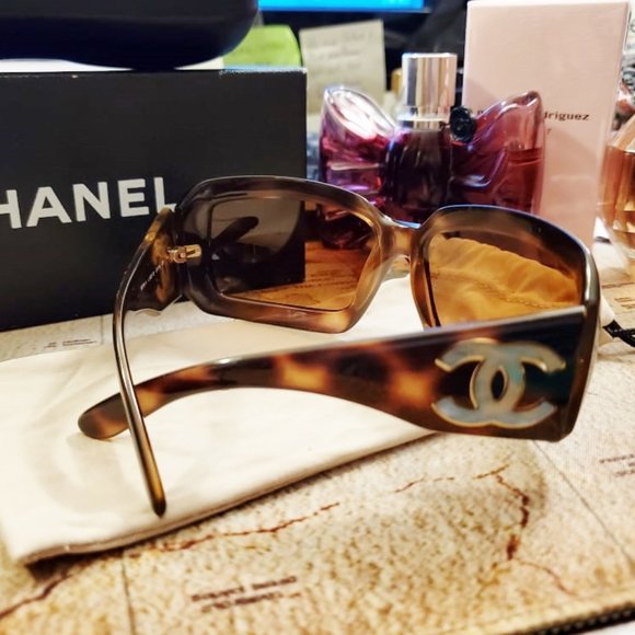 CHANEL, Accessories, Euc Chanel Tortoise Sunglasses Rare Extra Large Cc  Pearl Logo Orig40tax